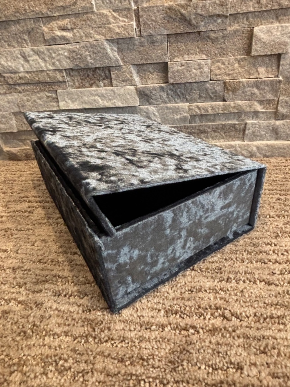 Blue Velvet Keepsake/Storage Box - Picture 4 of 7